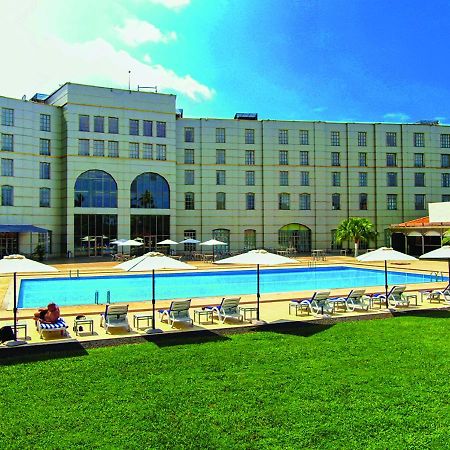 Malabo Bisila Palace מראה חיצוני תמונה